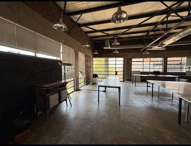 531M² OFFICE TO LET IN MILPARK